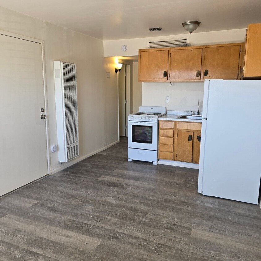 Building Photo - Cozy Studio in Sunsites/Pearce