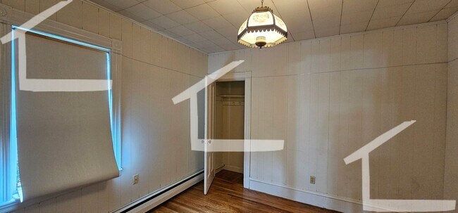 Building Photo - 6 Aldie St