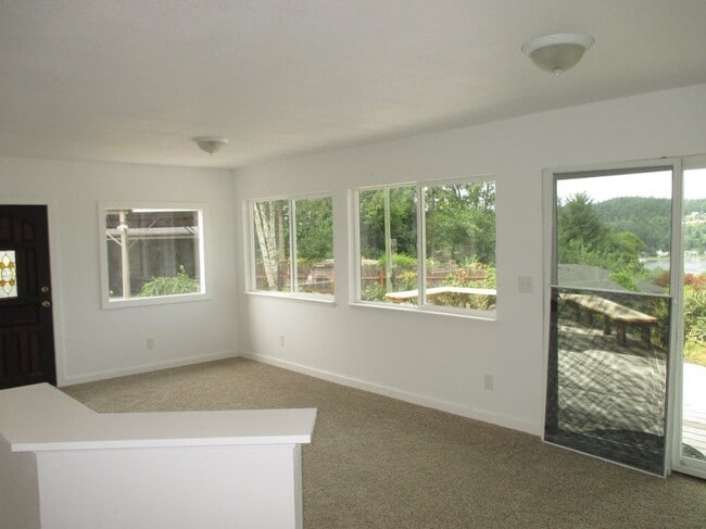 Building Photo - 3918 Rosedale St NW
