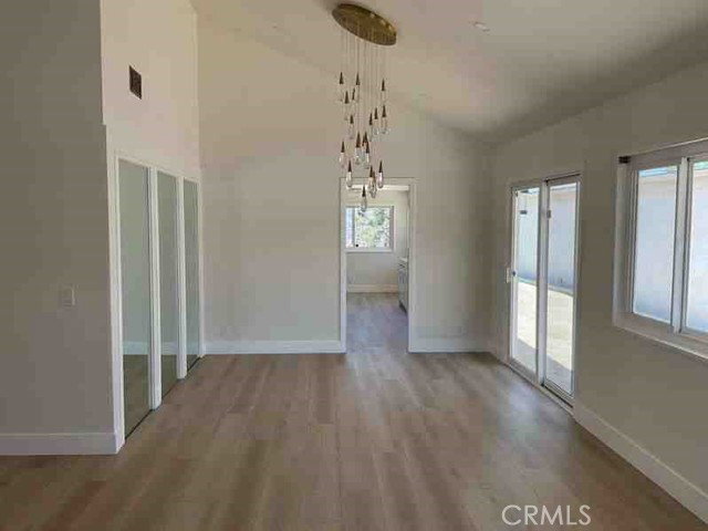 Building Photo - 6437 E Calle Del Norte