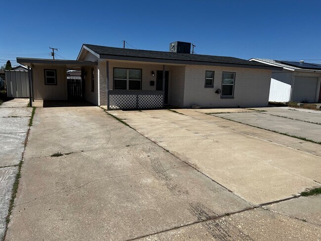 Foto del edificio - 1409 E 38th St