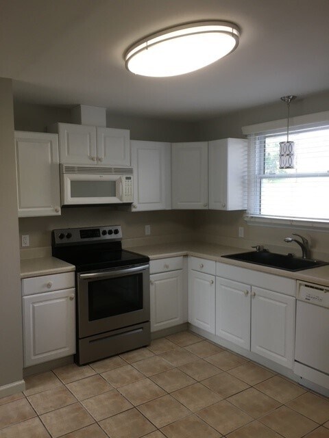 Cocina - 2018 Lebanon Pike