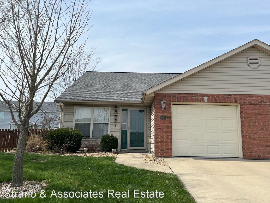 Primary Photo - 2 br, 1.5 bath House - 10964 Upland Terrace
