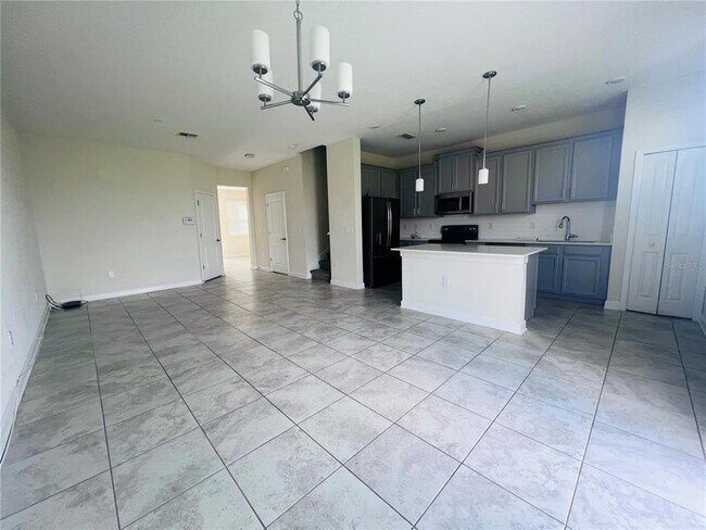 Foto del edificio - 4894 Tribute Trail