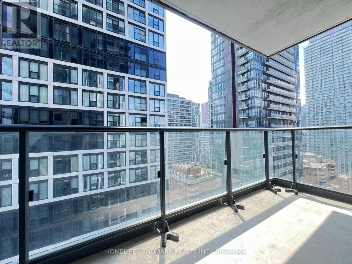 Photo du bâtiment - 251-2251 Jarvis St