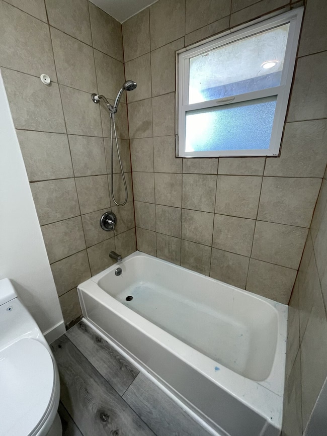 Foto del edificio - 345-379 Cedar St