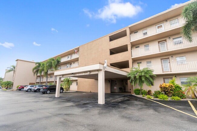 Foto del edificio - 300 NE 26th Ave