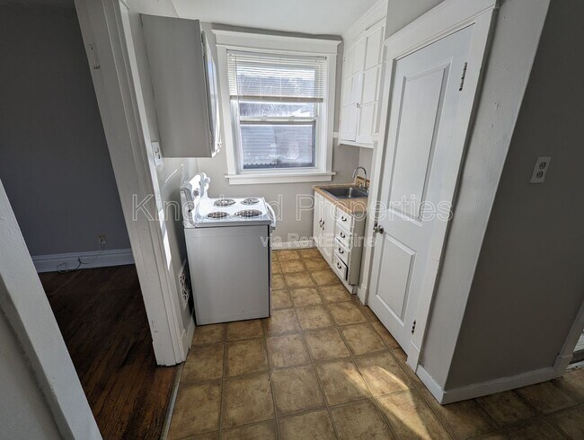 Foto del edificio - 5026 Chippewa St