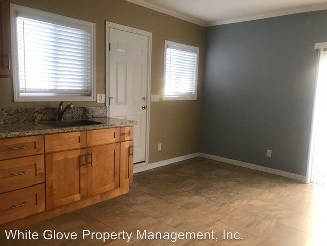 Foto del edificio - Studio, 1 bath House - 6041 Golden West Ave.