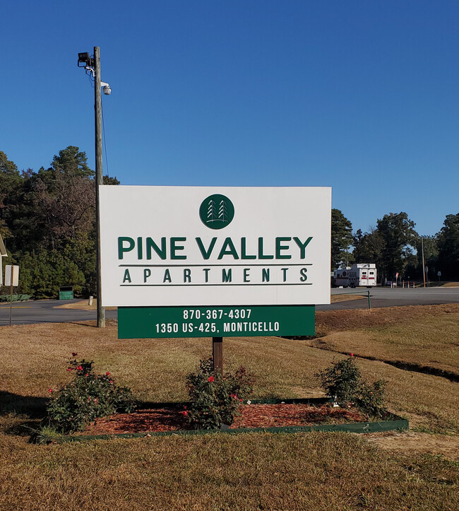 Foto del edificio - Pine Valley Apartments