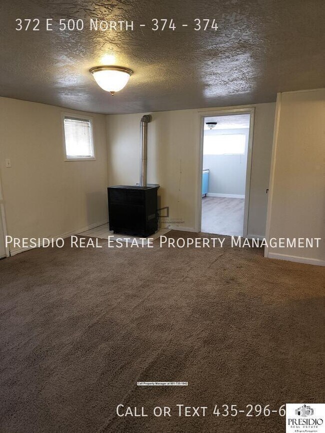 Building Photo - 372 E 500 N