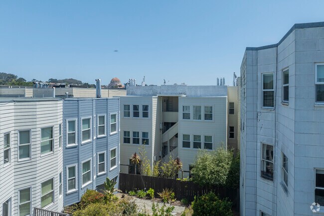Exterior alternativo - 215 7th Ave