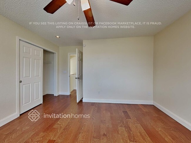Building Photo - 21906 Saddlebrook Ct
