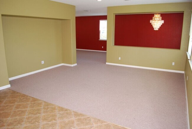 Building Photo - 6301 Bluebill Ct