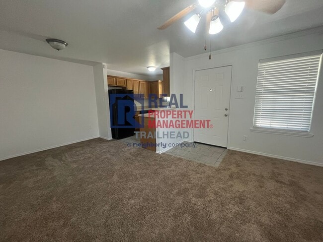 Foto del edificio - 1920 Galveston Ave