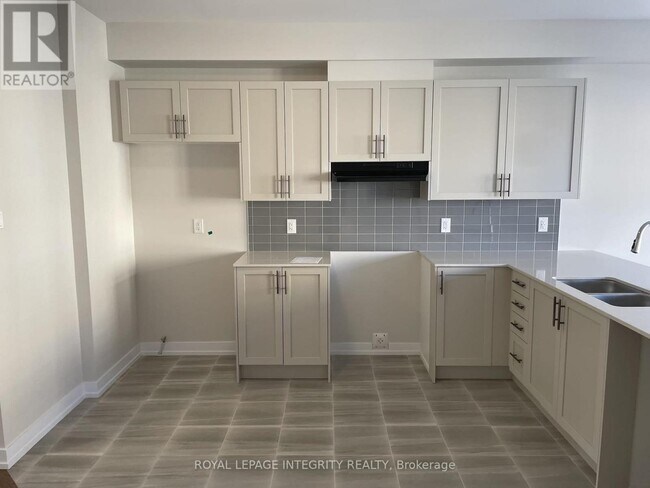 Building Photo - 957 Seagrave Ln