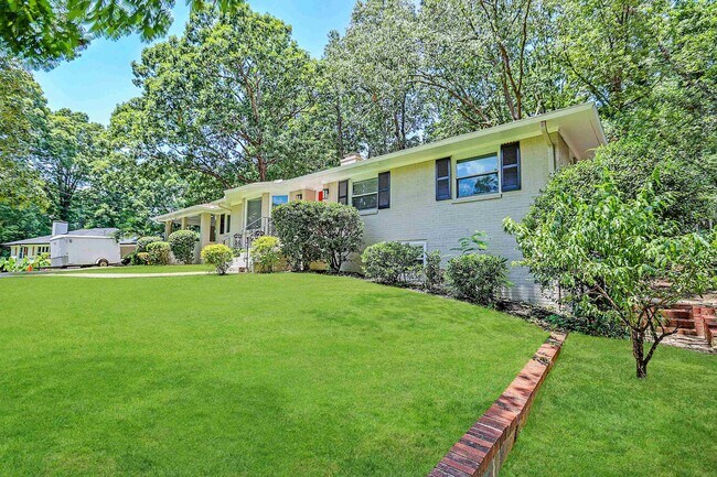 Foto del edificio - 2059 W Cedar Ln SW