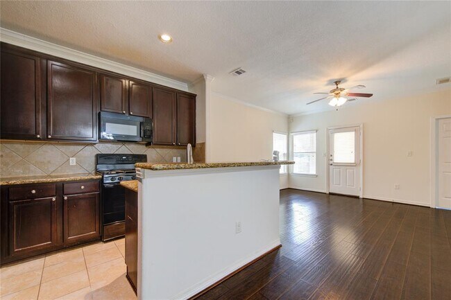 Building Photo - 20909 Sunrise Pine View Ln