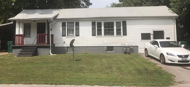 Building Photo - 10063 Jeffrey Dr