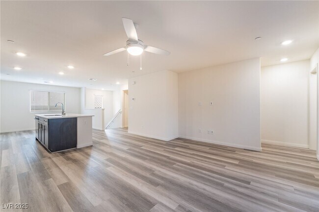 Foto del edificio - 6858 Truffle Gray St