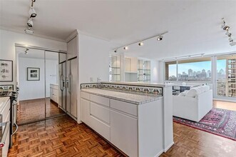 Building Photo - 3883 Turtle Creek Blvd