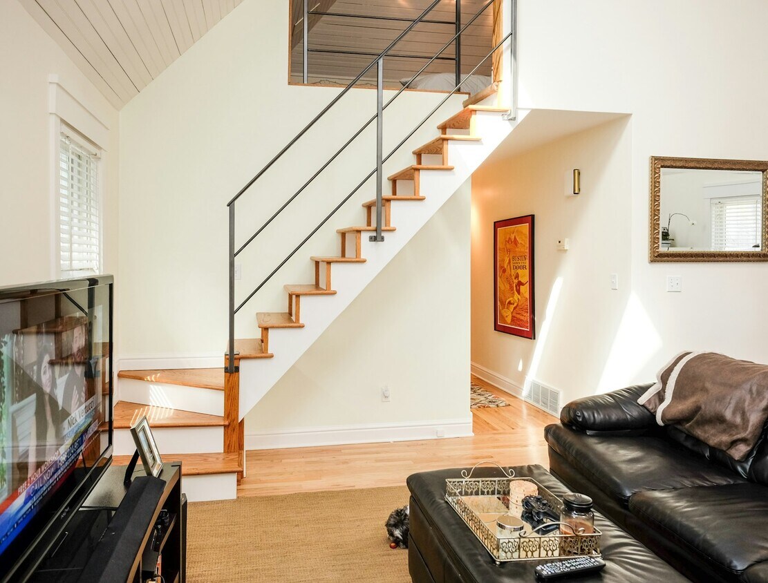 Foto principal - 2905 Bridge Ave
