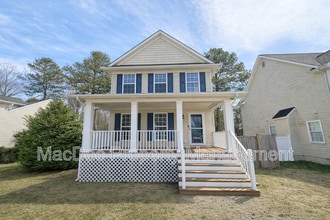 Building Photo - 238 5th St