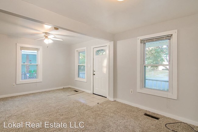Foto del edificio - 3296 W 17th St
