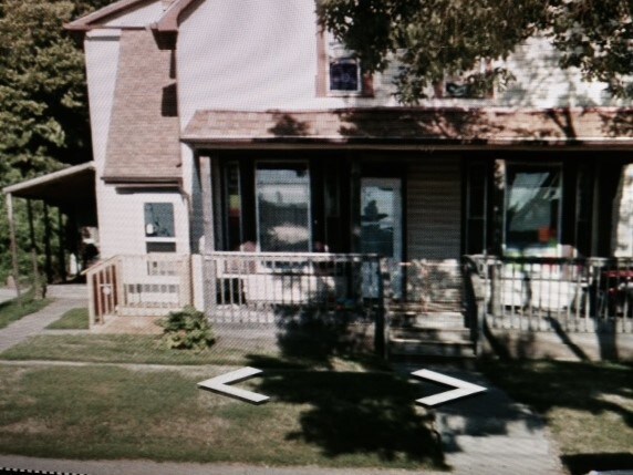 Primary Photo - 519 S Spring Ave