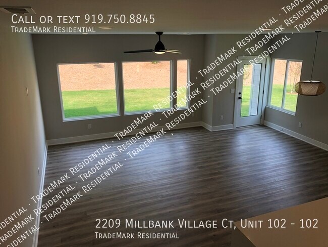 Foto del edificio - 2209 Millbank Village Ct
