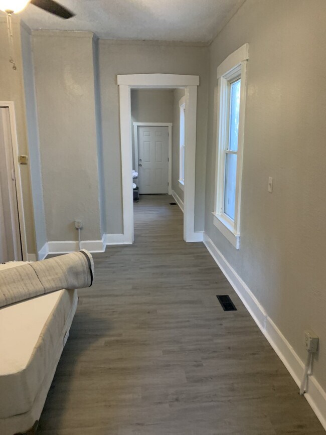 Foto del edificio - 84 Vine St