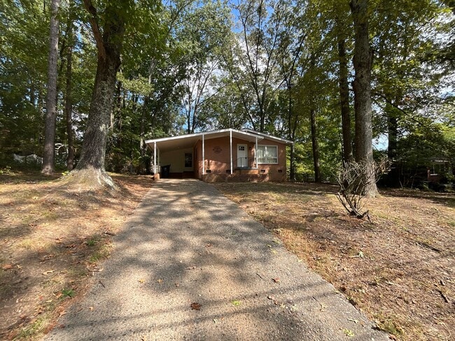 Building Photo - North Central Greensboro location, 3/2 bri...