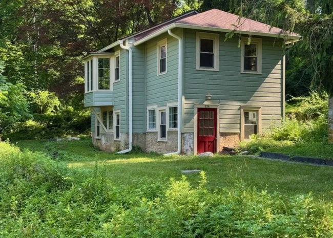 Building Photo - 20 Pleasant Grove Rd