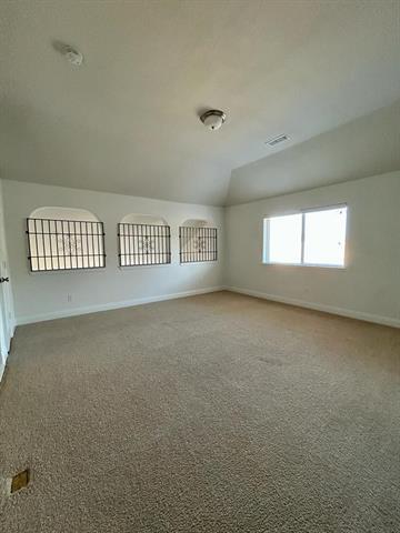 Building Photo - 2665 Shadow Glen Dr