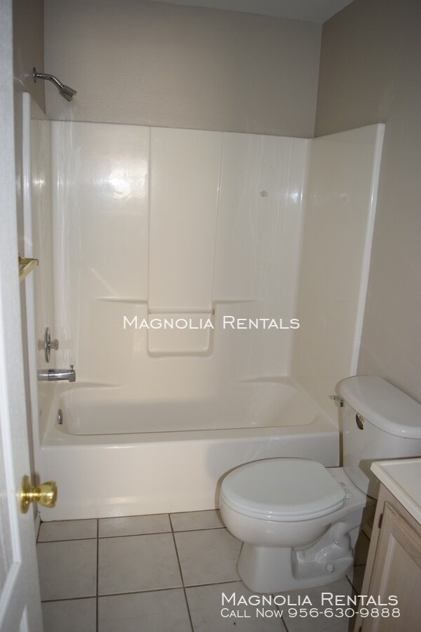 2210 Peridot St Unit 3, Edinburg, TX 78541 Apartment for Rent in