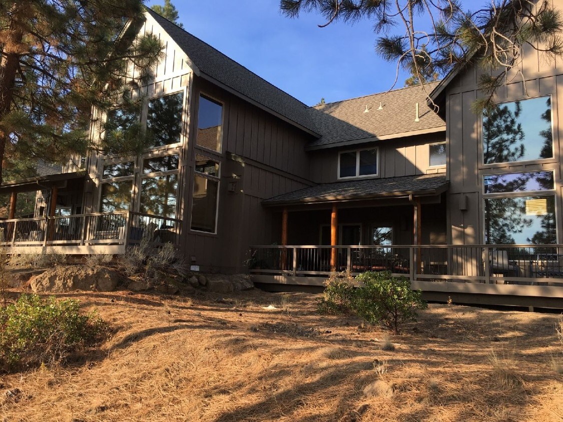 Primary Photo - 61317 Big Eddy Cir