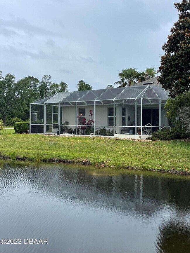 Foto del edificio - 6129 Pheasant Ridge Dr