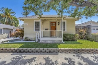 Building Photo - 1358 Fremont St