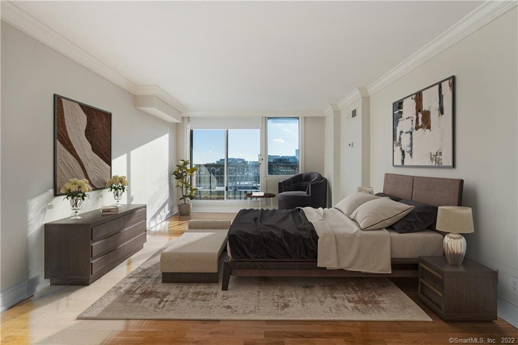 Photo - 25 Forest St (Stamford, CT)