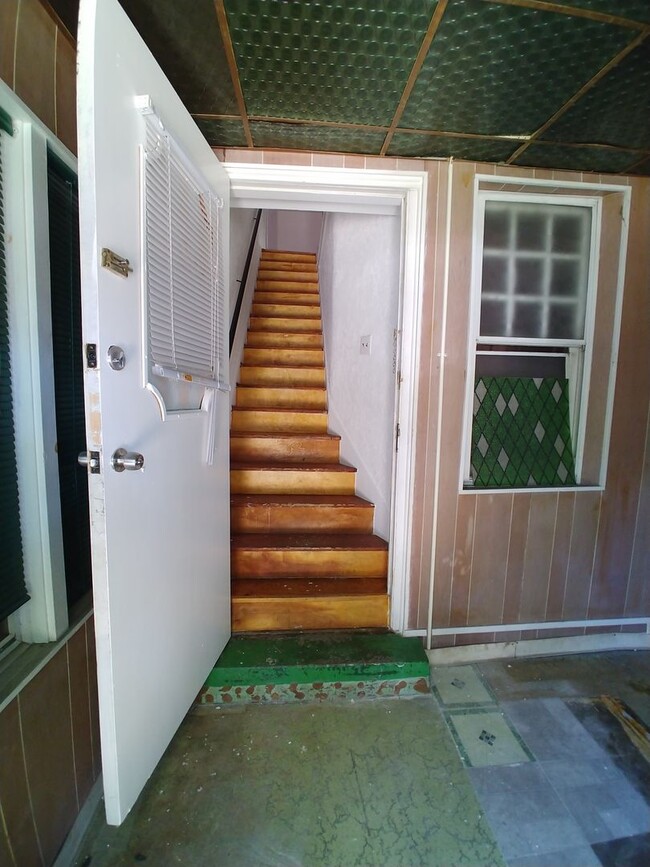 Building Photo - 28 N 50th St