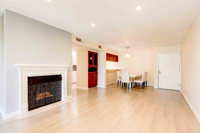 Building Photo - 3481 Stancrest Dr