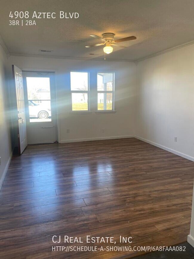 Foto del edificio - 4908 Aztec Blvd