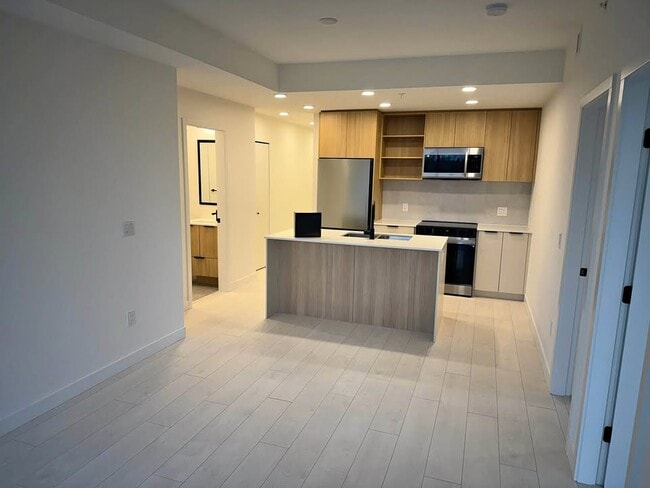 Photo du bâtiment - 13439 94A Av