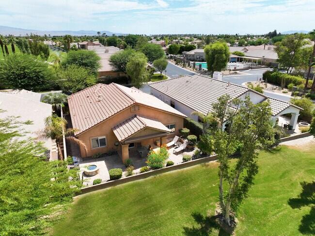 Foto del edificio - 45439 Shaugnessy Dr