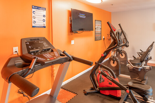 Fitness Center - Sky Harbor Apartments