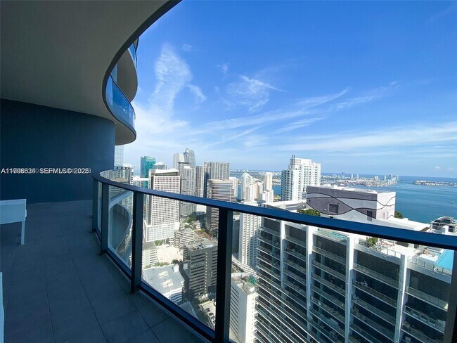 Foto del edificio - 1000 Brickell Plaza