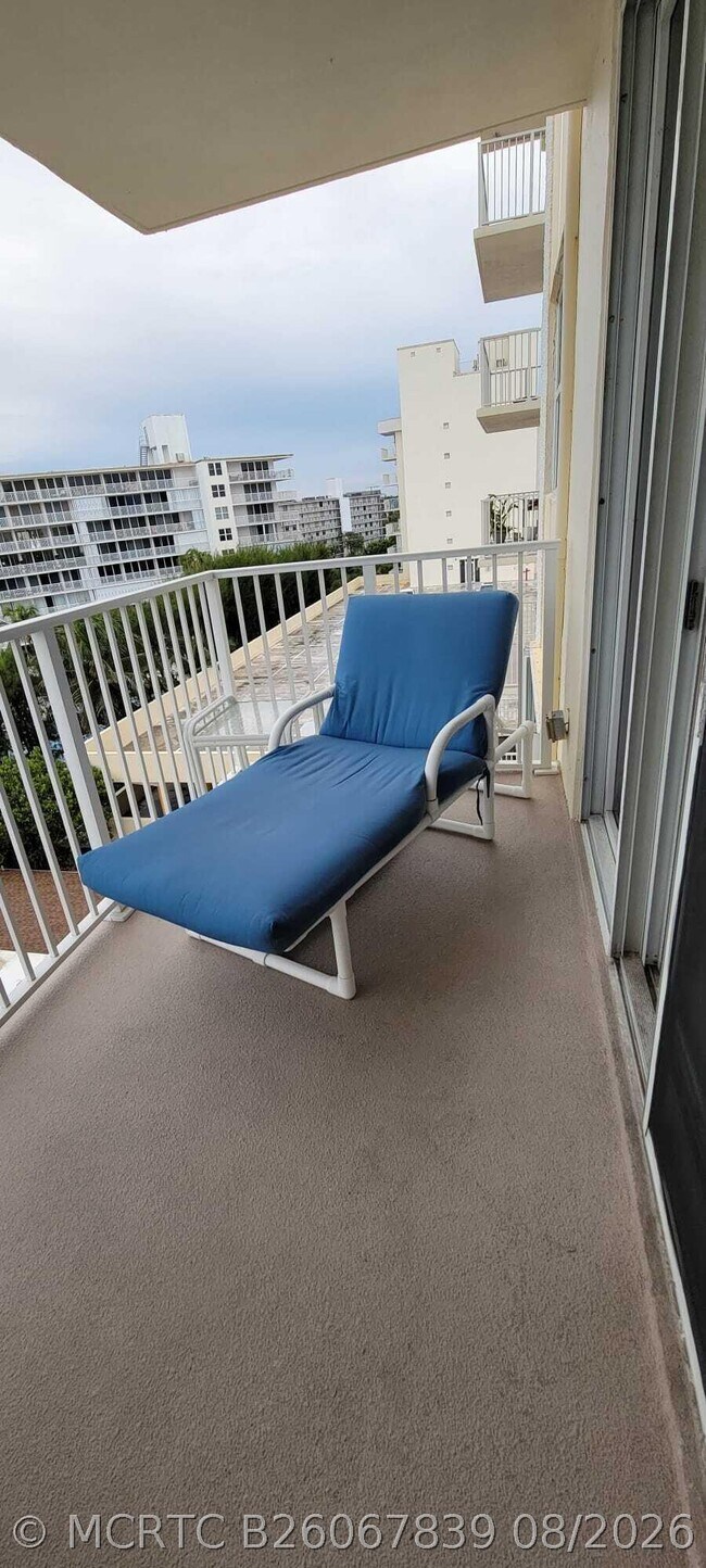 Foto del edificio - 3540 S Ocean Blvd