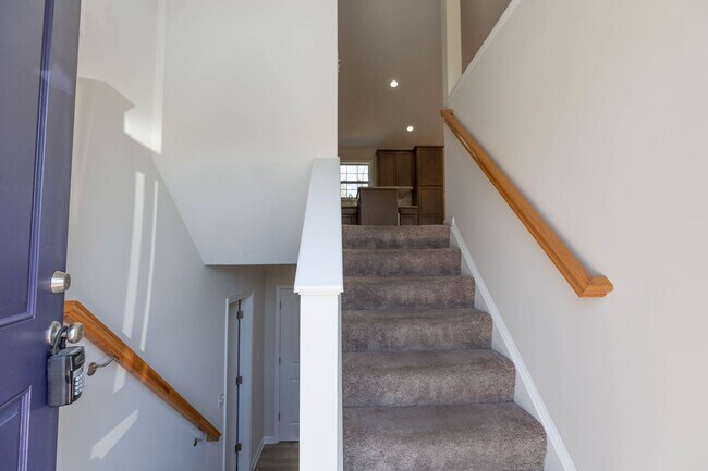 Foto del edificio - 3 Bed, 2 Bath Single Family Home in Inwood, WV