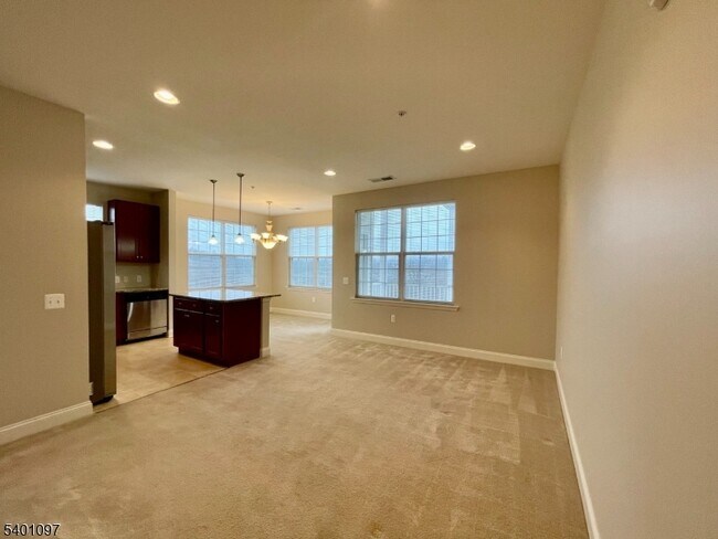 Building Photo - 3310 Ramapo Ct