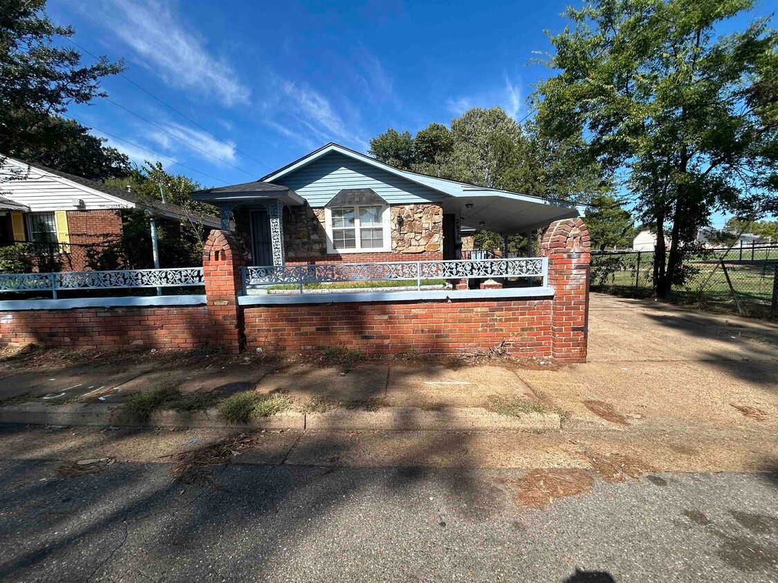 Primary Photo - 2926 Mimosa Ave